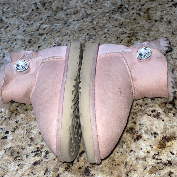 UGG Mini Bailey Button Bling - Picture 4 of 10
